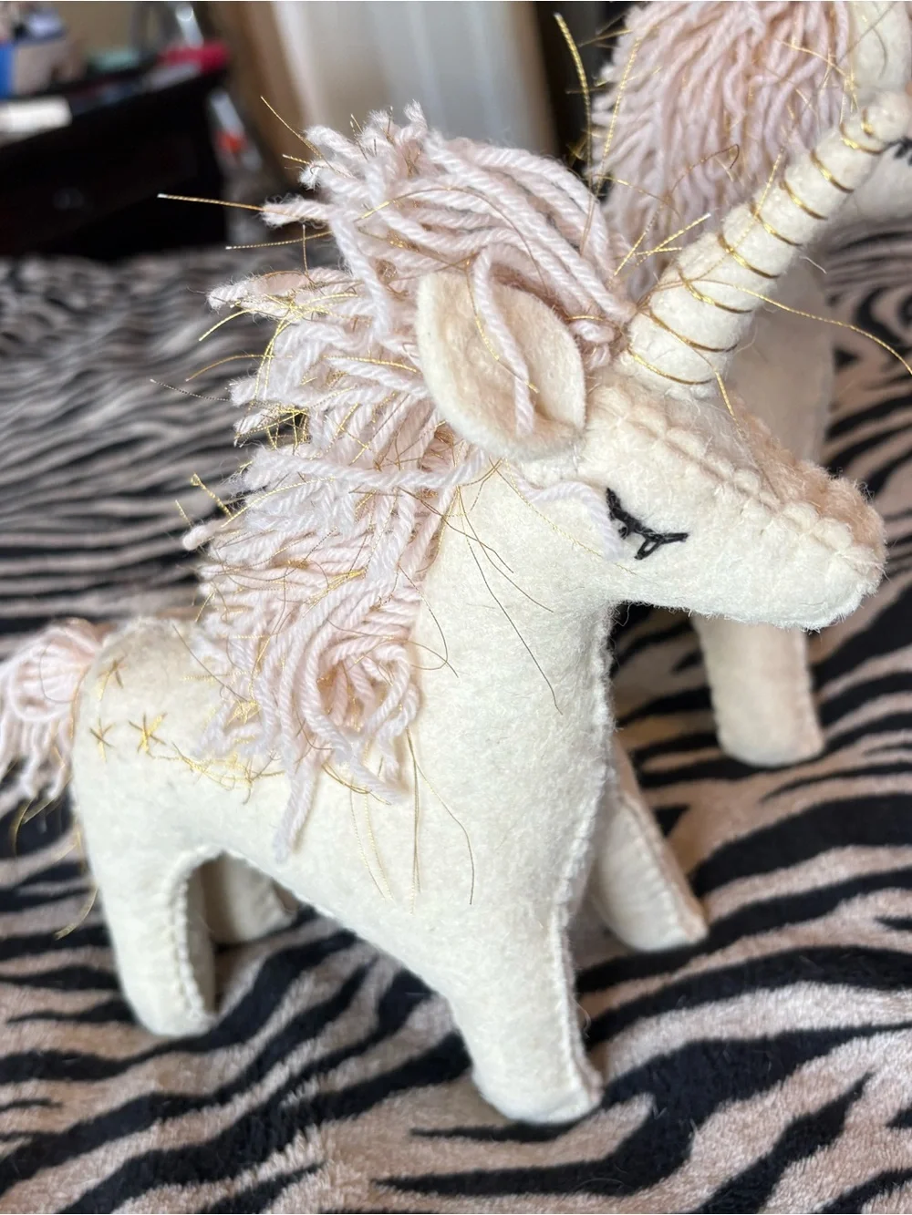 Mud Pie Cream Plush Unicorn Duo Bookends